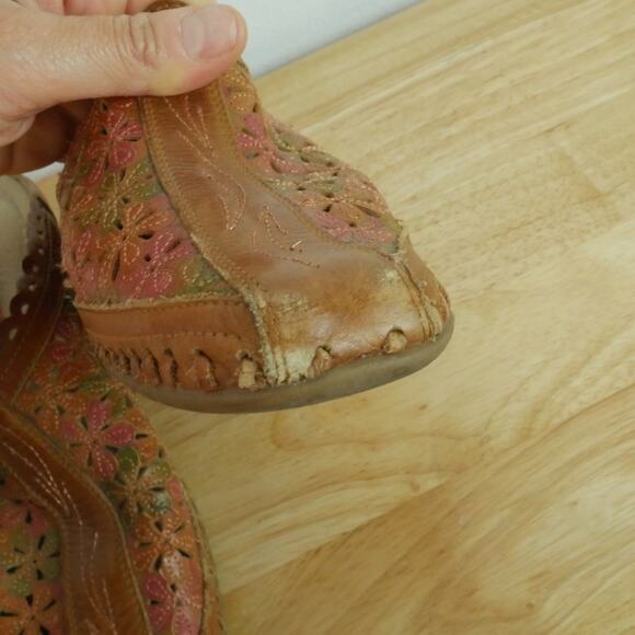 Pikolinos Romana Mules 38 Floral Cutout Leather Shoes 7.5 8 Boho Artsy Slip On - Picture 6 of 13